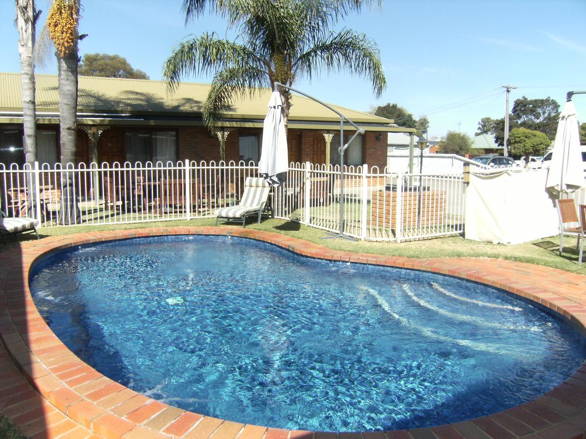 Regency Court Motel Cobram Eksteriør bilde